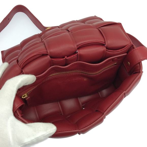 BOTTEGA VENETA Cassette Shoulder Bag - Picture 5 of 13